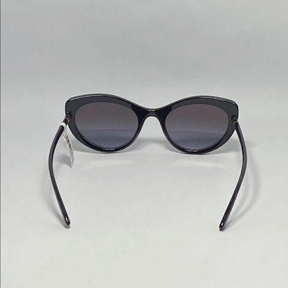 Dolce
& Gabbana Black Cat Eye Sunglasses 53mm - Picture 4 of 10